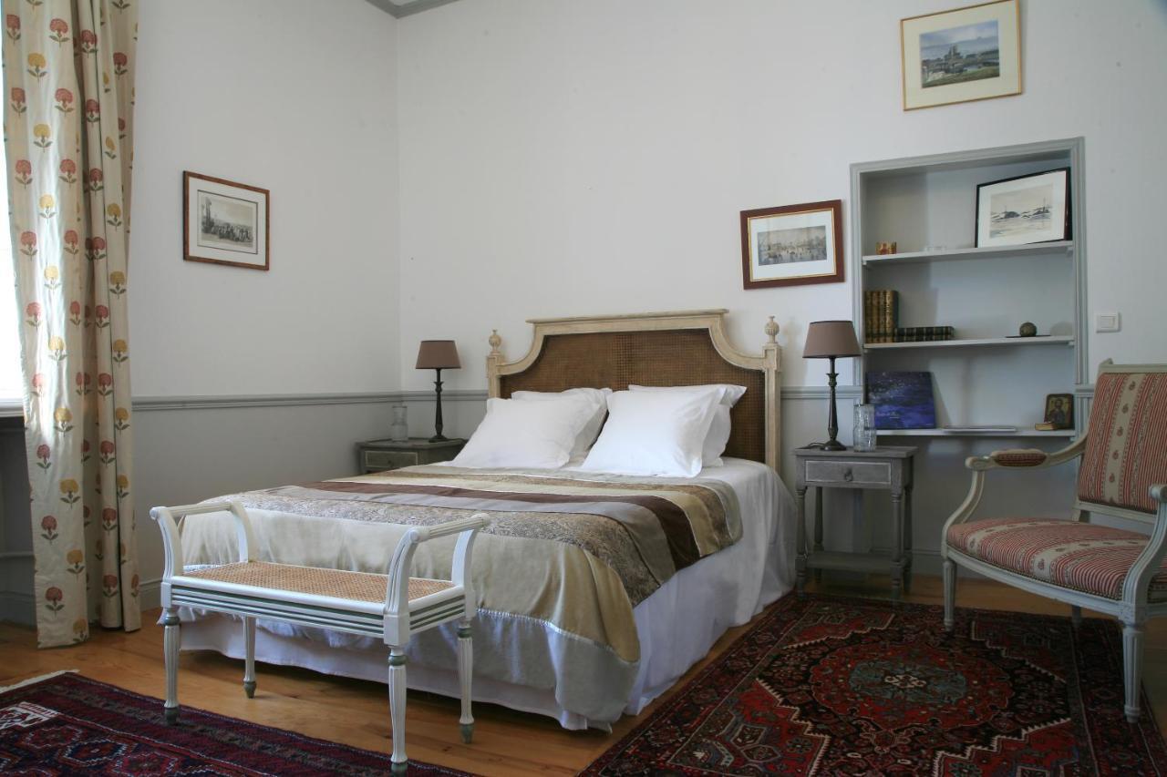 Le Manoir De La Fieffe Bed and Breakfast Cherbourg-en-Cotentin Δωμάτιο φωτογραφία